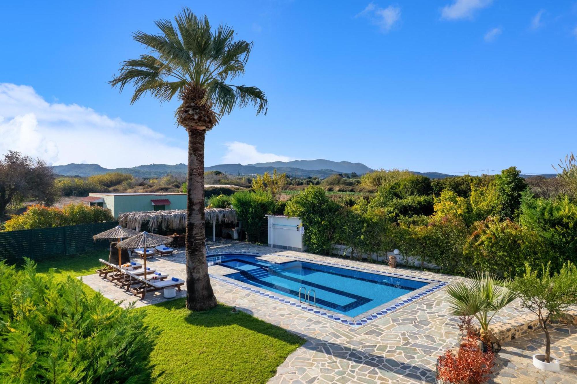 Villa Palmeras Soroni Экстерьер фото