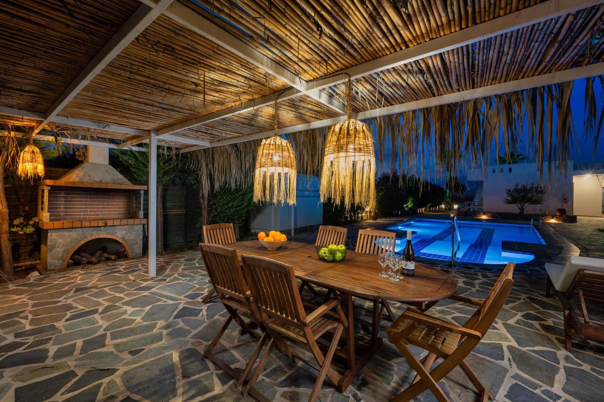 Villa Palmeras Soroni Экстерьер фото
